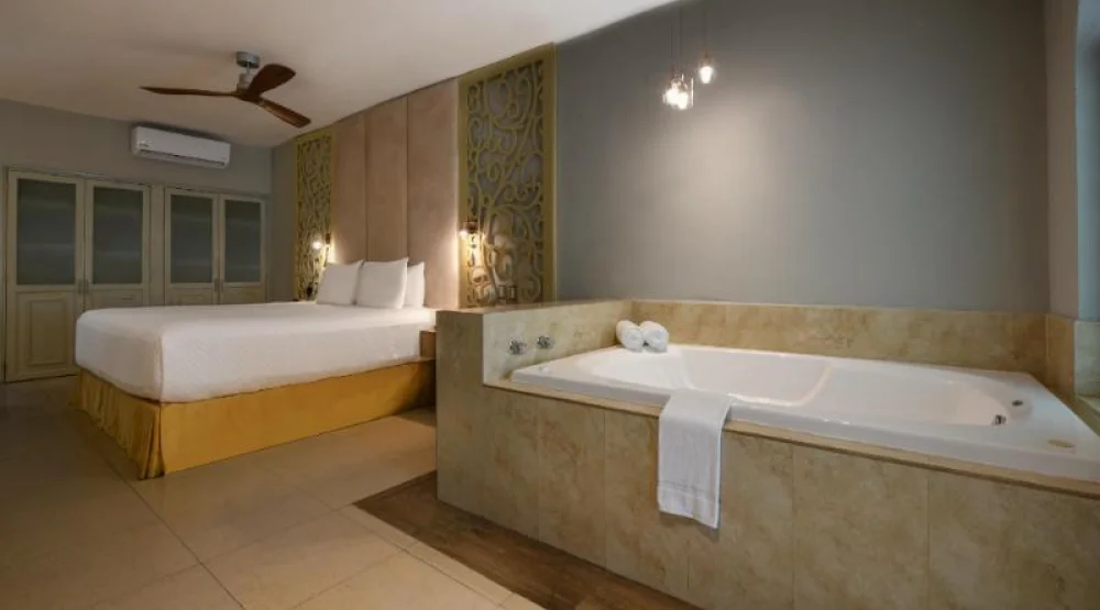 Premier Beachfront Room at El Dorado Royale