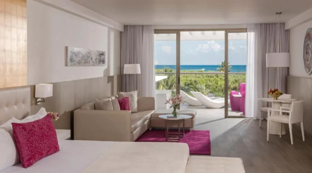 Deluxe Suite Platinum at Platinum Yucatan Princess