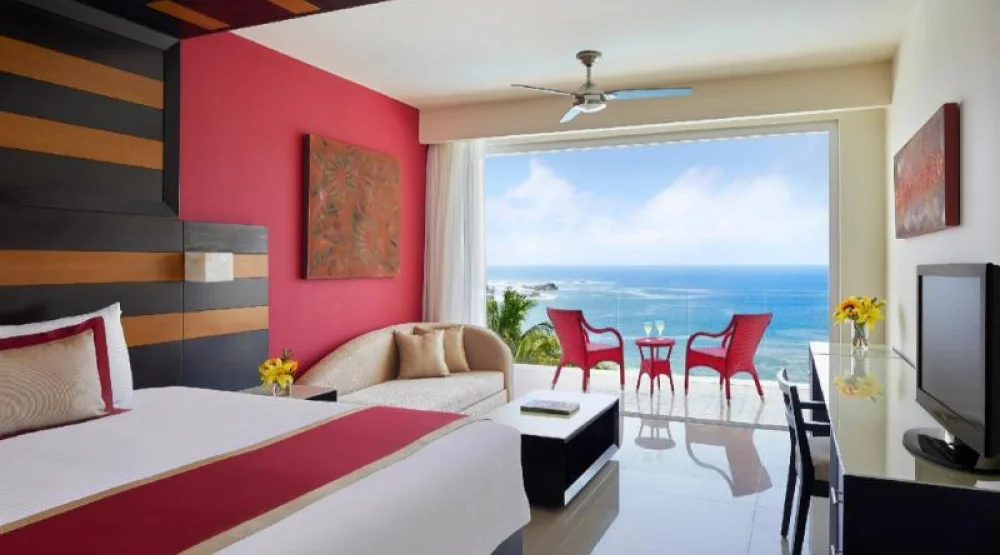 Preferred Junior Suite Ocean Front King - All Inclusive at Secrets Huatulco Resort & Spa