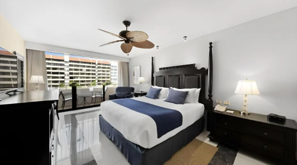 Deluxe Pool Ocean View at Barcelo Aruba