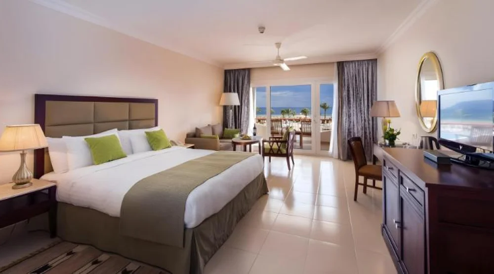 Executive Two Bedroom Suite at Baron Resort
