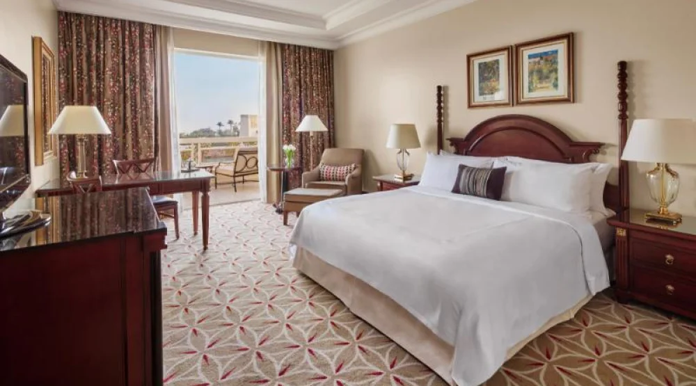 Executive Room, Executive Lounge Access, Guest Room, One King, Golf View at JW Marriott Hotel Cairo