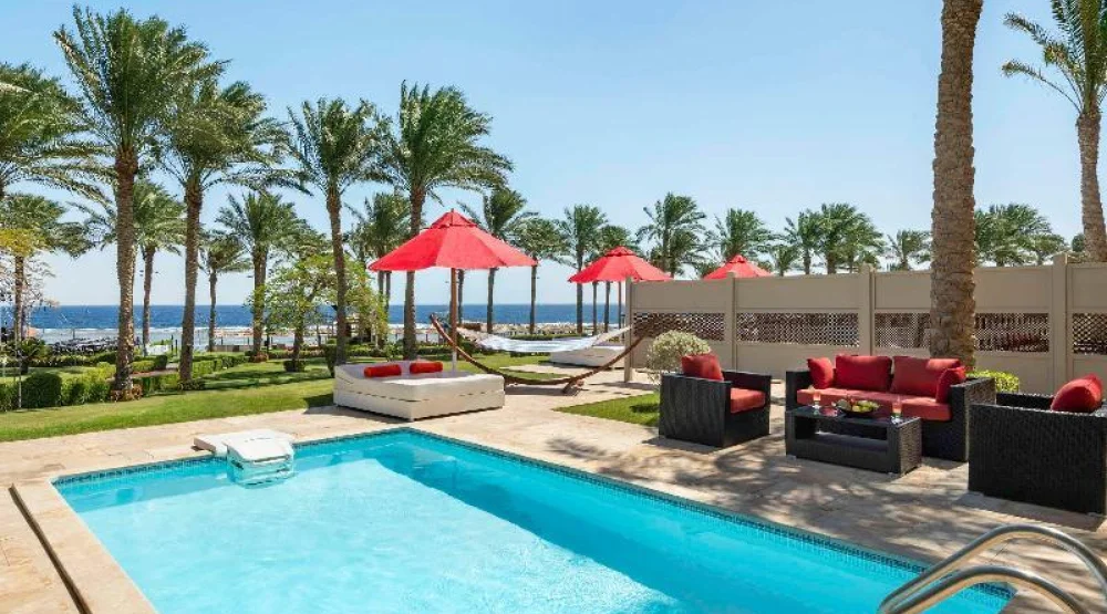 Swim-up Suite at Rixos Sharm El Sheikh