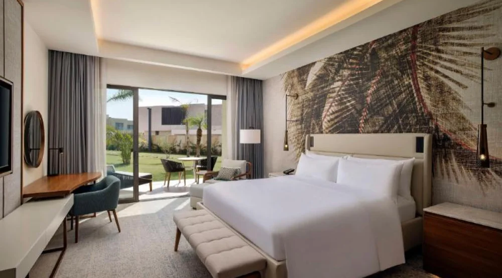 King Deluxe Room with Garden View at Conrad Rabat Arzana