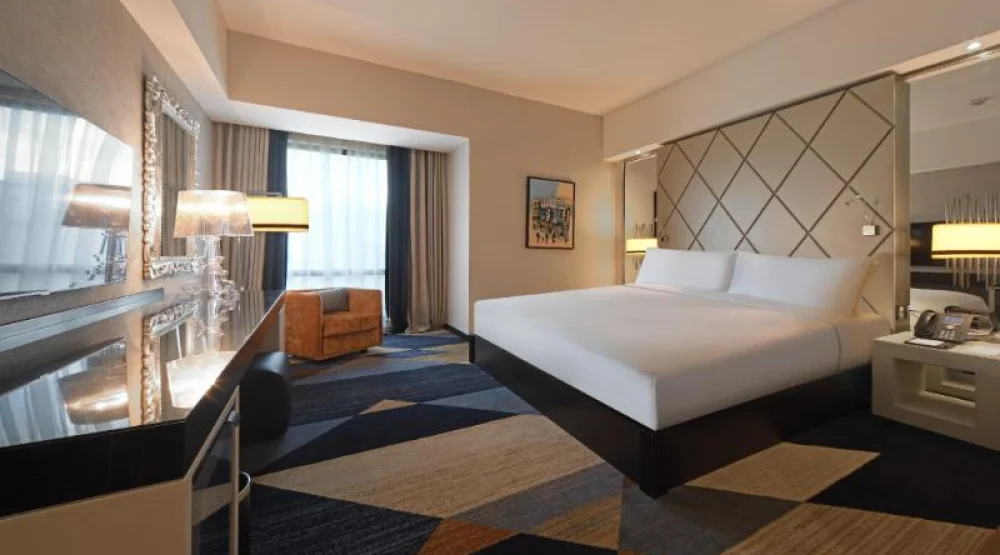 King Deluxe Room at Hilton Amman