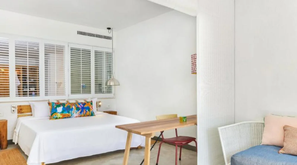 Beachfront Junior Suite at Zilwa Attitude