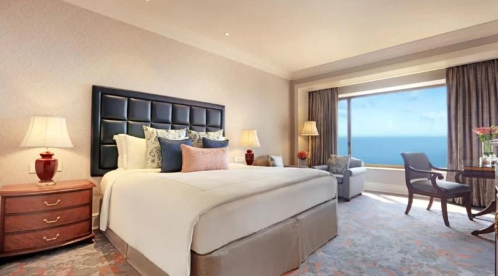 Serene Infinity Sea View King Bed at Taj Lands End