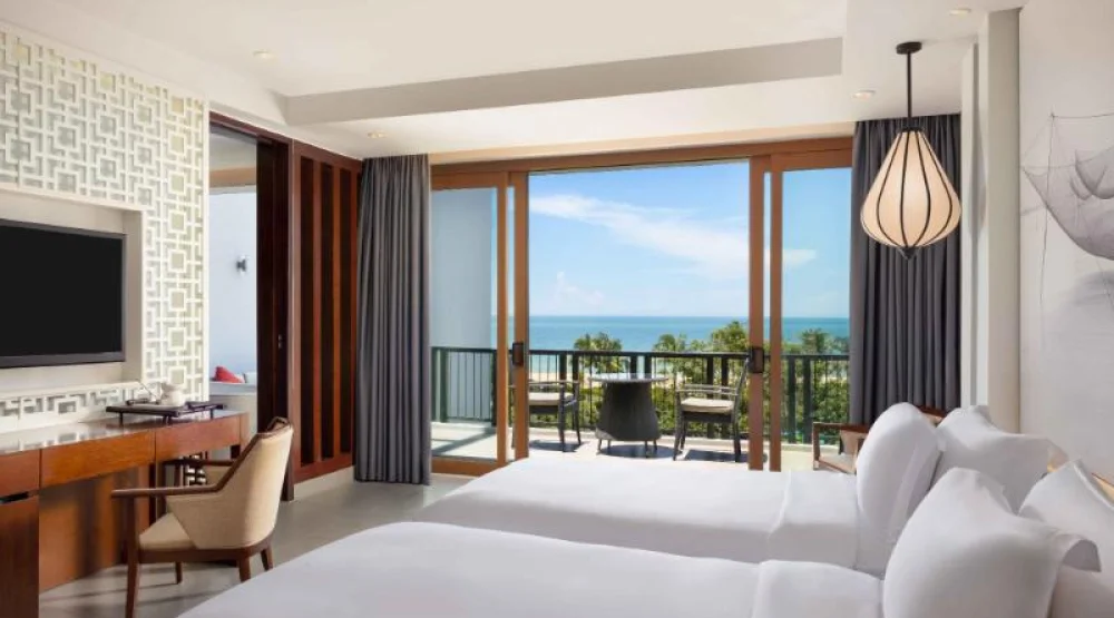 Seaview Twin Grand with Balcony at Angsana Lang Co