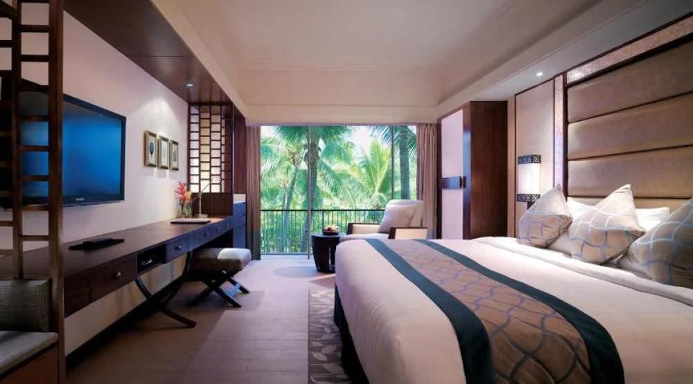 Deluxe Twin Room (main Wing) at Shangri-La Mactan Cebu