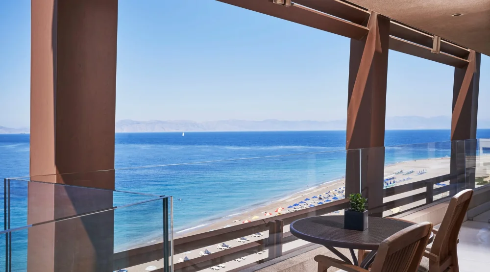 One Bedroom Suite - Premium View at Bellevue On The Beach Suites