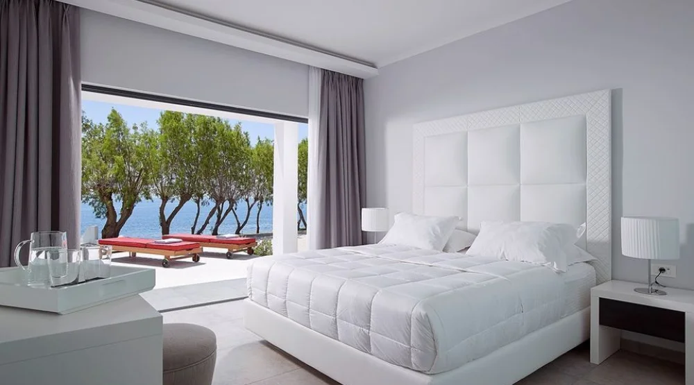 Beachfront Bungalow at Dimitra Beach Hotel & Suites