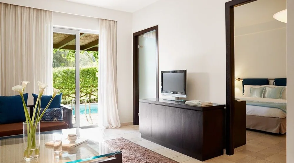 Suite with Private Pool (nero) at Eagles Palace