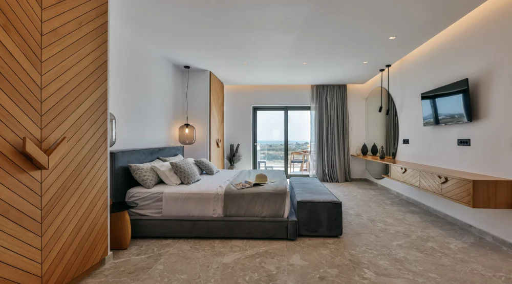 Sea View Suite with Outdoor Jacuzzi at Milestones Naxos