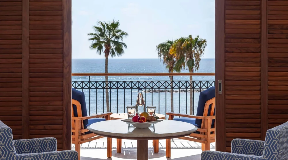 Deluxe Sea View Room at Annabelle