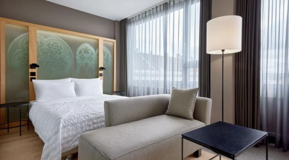 Classic, Guest Room, One Queen at Le Meridien Vienna