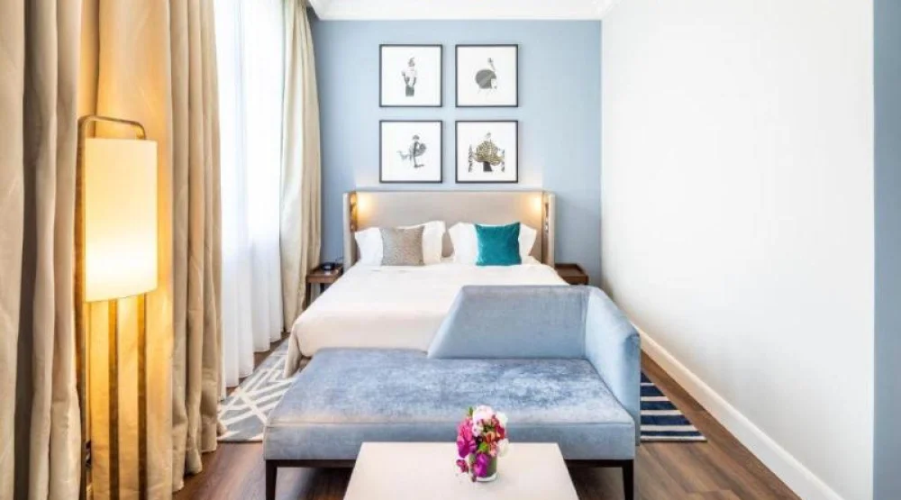 Deluxe Suite at Fraser Suites Hamburg