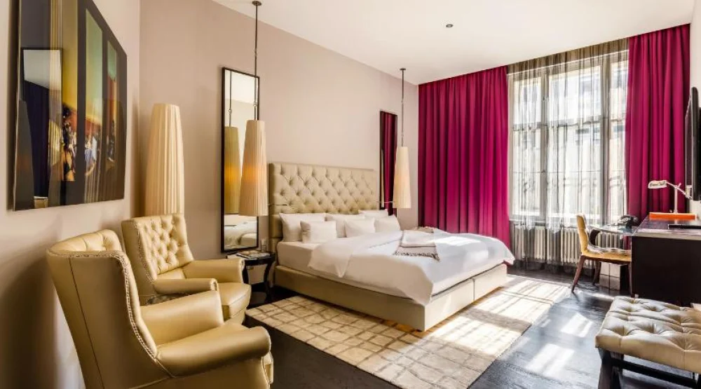 Grand Deluxe Room at Hotel Zoo Berlin