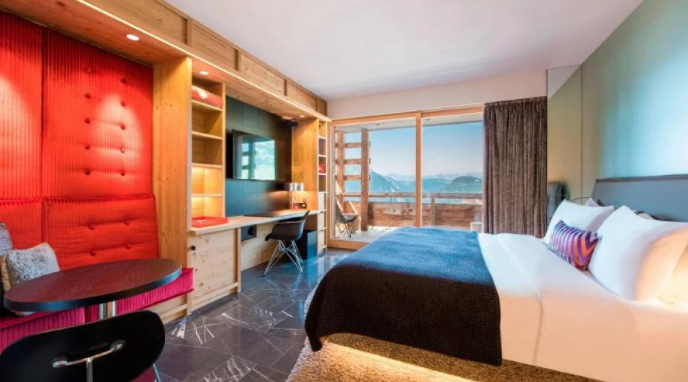 Spectacular, Guest Room, One King, Best Valley View, Balcony, Fireplace at W Verbier