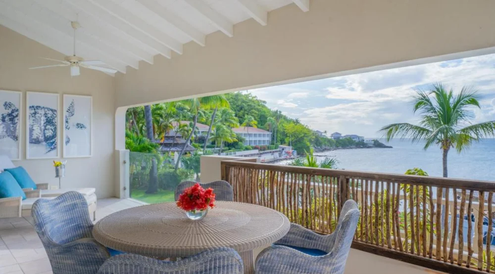 Suite with Sea View at Blue Waters Resort & Spa