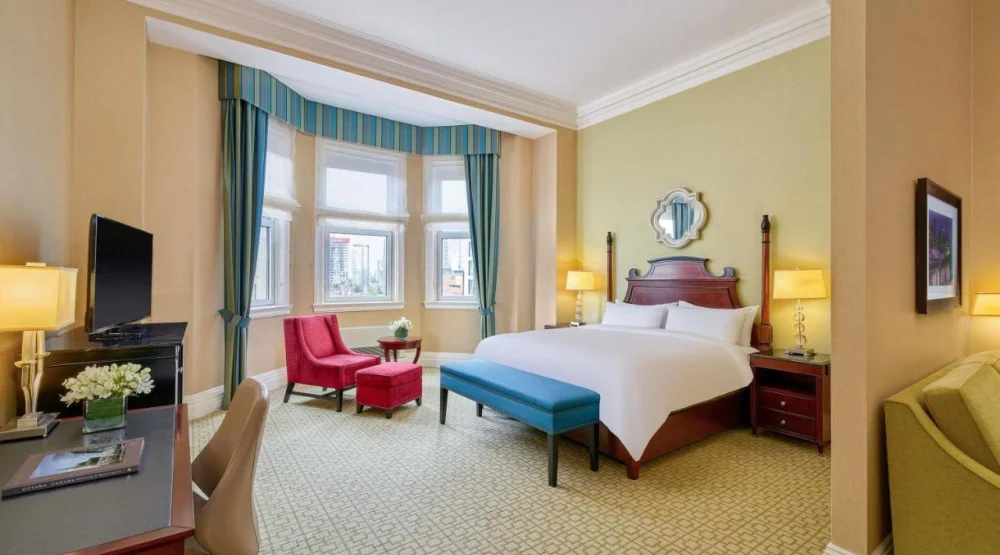 Deluxe Queen Room at Fairmont Chateau Laurier