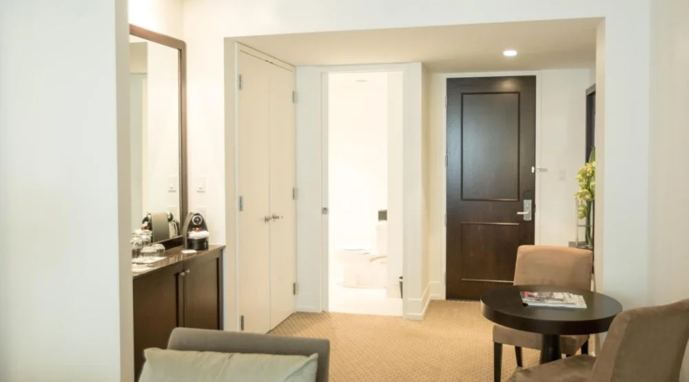 Urbania Suite Two Lits at Le Bonne Entente Hotel