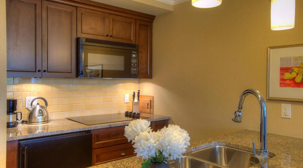 One Bedroom Suite Ocean-residential View King at Oak Bay Beach Hotel