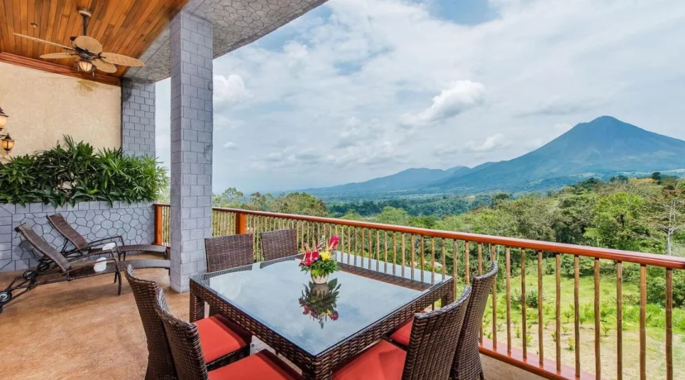 Three Bedroom Premier Suite at The Springs Resort & Spa