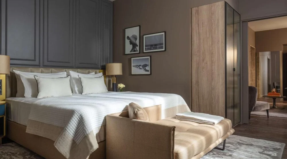 Suite Sea View with Balcony with Extra Bed (2 Adults + Two Children) at Anantara Plaza Nice Hotel