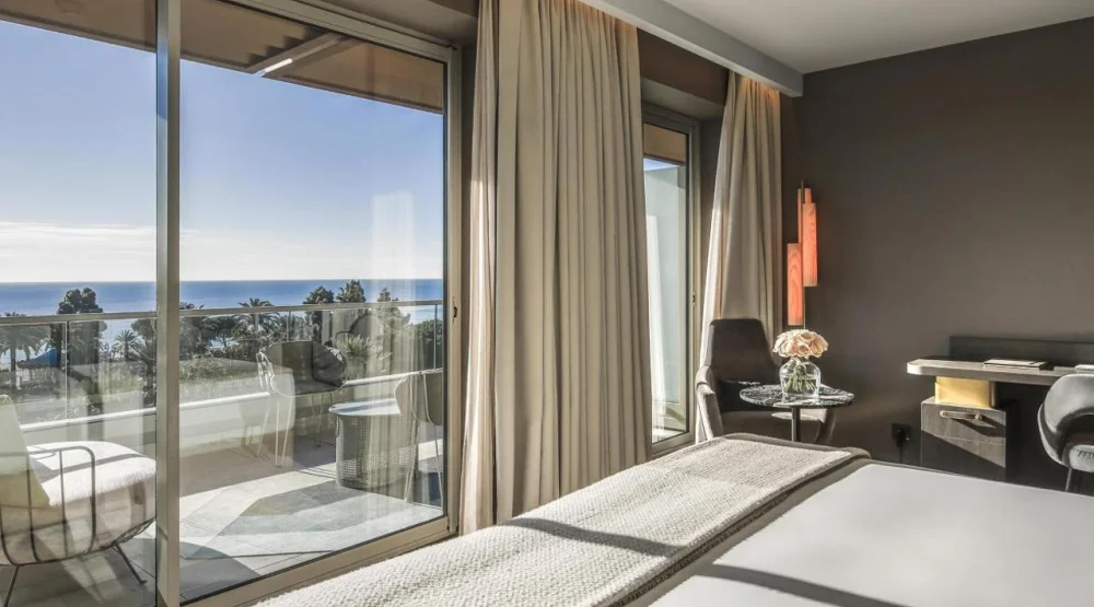 Junior Suite with Panoramic Sea View and Terrace at Anantara Plaza Nice Hotel