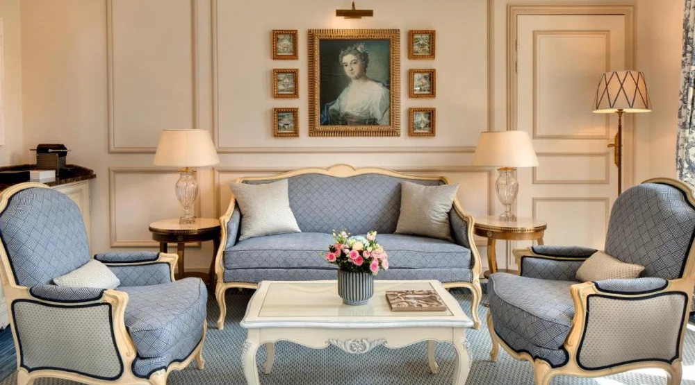 Suite Junior at Auberge Du Jeu De Paume