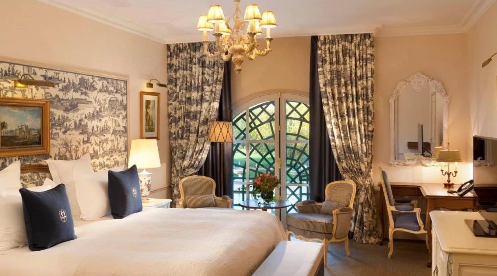Premium Room with Park View at Auberge Du Jeu De Paume