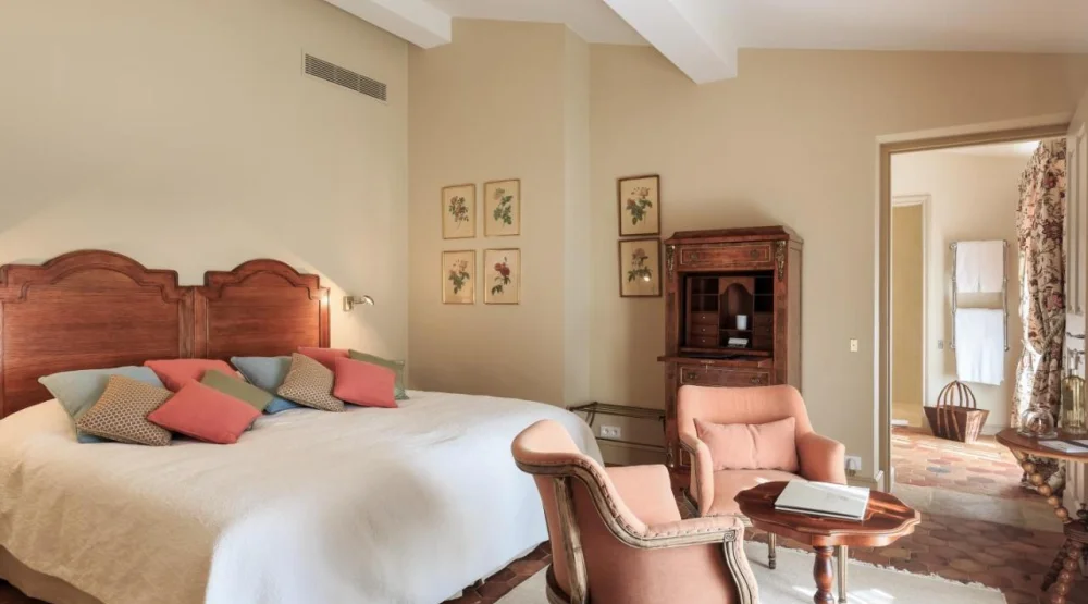 Deluxe Room at Chateau De Berne