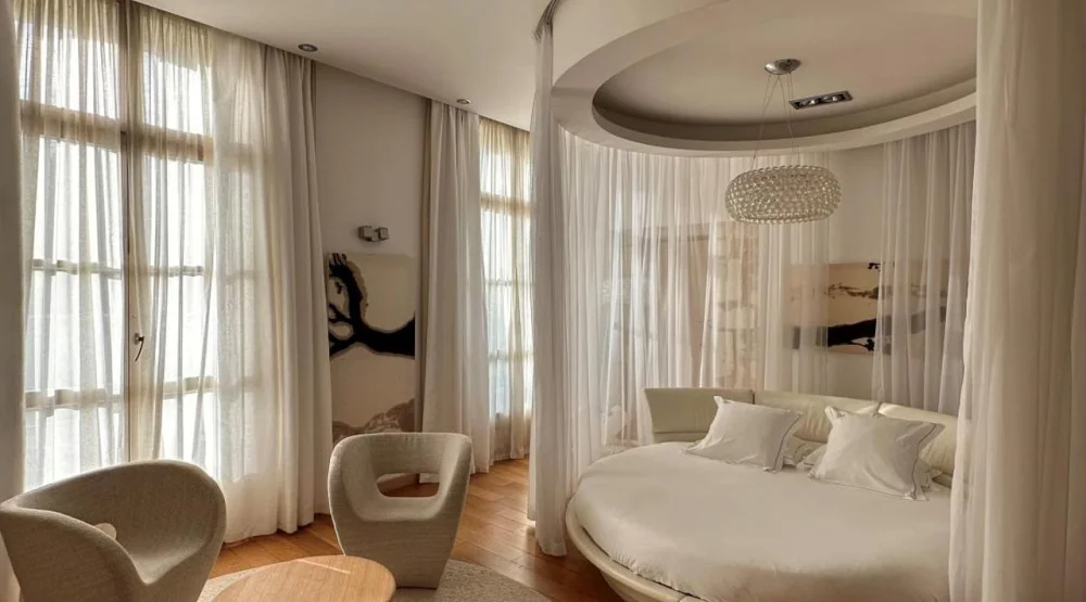 Prestige Suite - Main Building at Domaine De Verchant