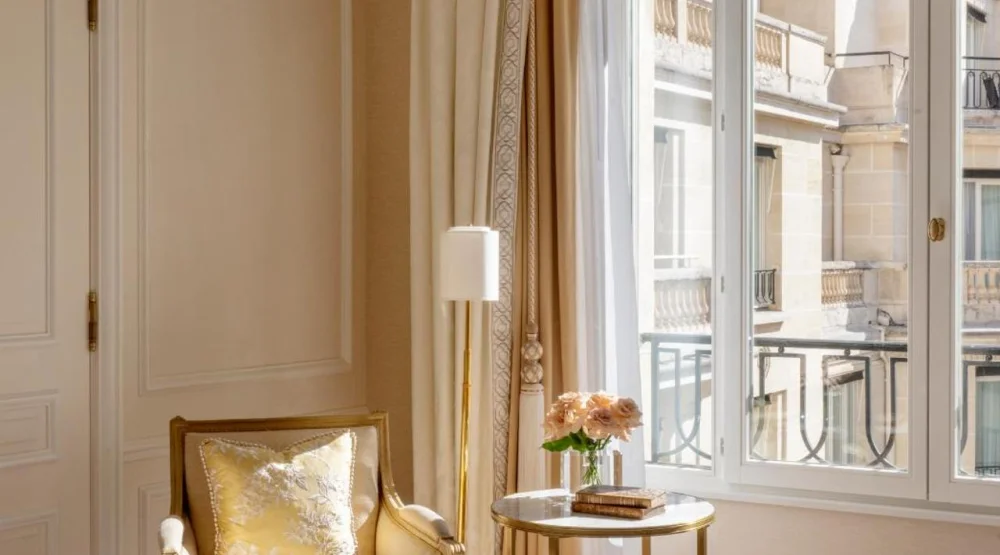 Deluxe King Room at Four Seasons George V Hotel