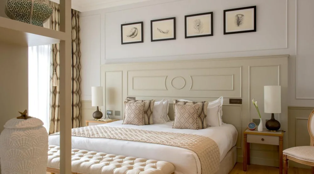 Suite at Hotel Chais Monnet & Spa