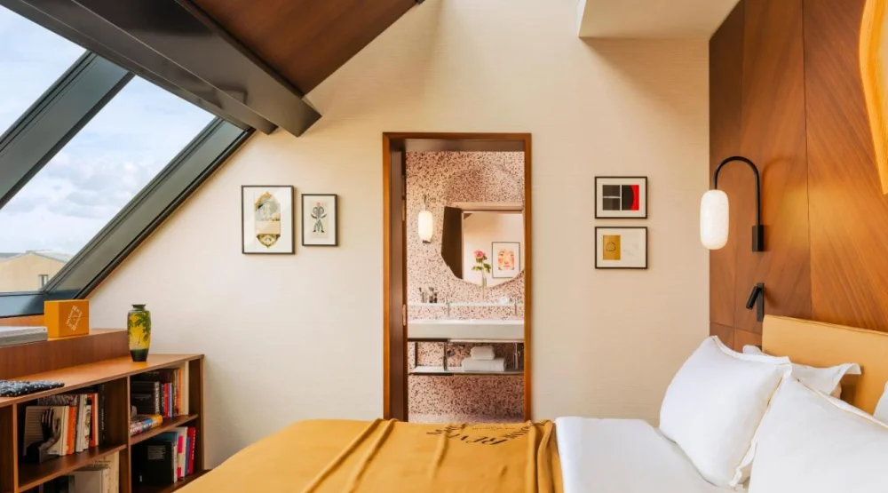 Suite Parisian Rooftops View - Atelier at Hotel Madame Reve