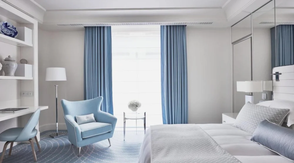 Deluxe Twin Room at Hotel Martinez Cannes