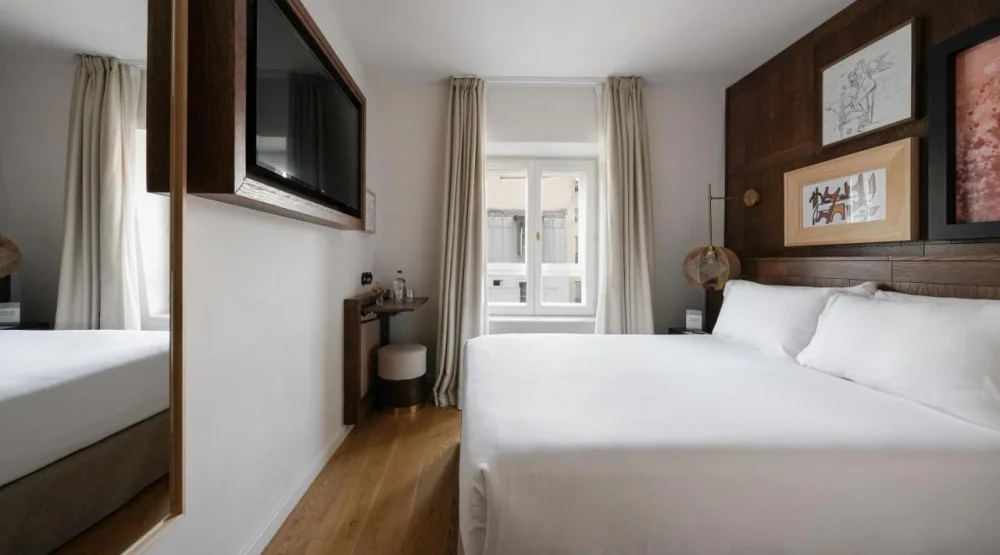 The Petite Signature at Hotel Pulitzer Paris