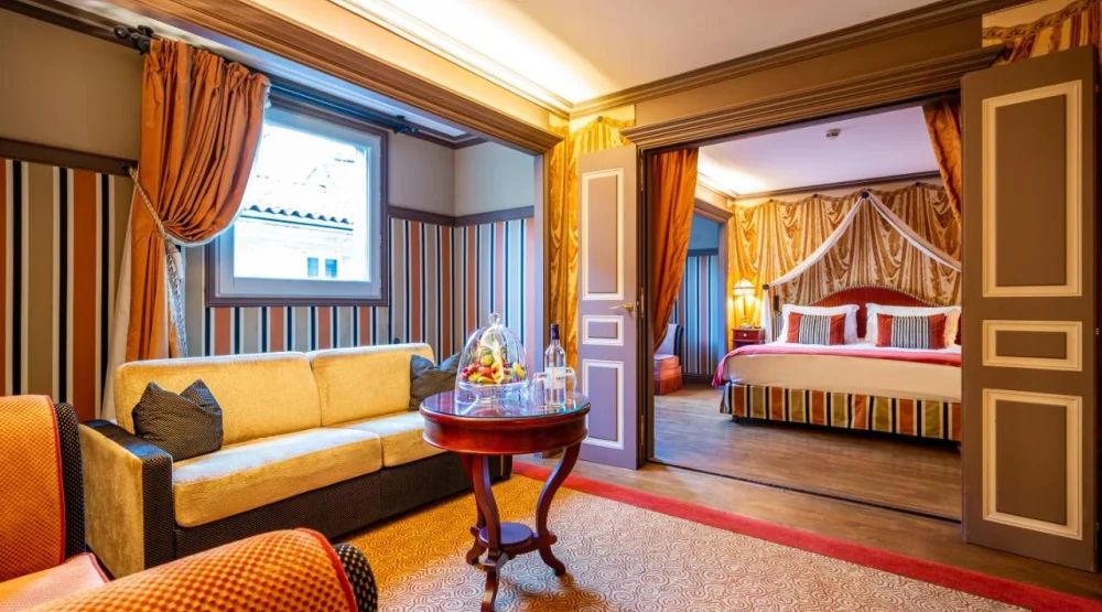 One Bedroom Suite at InterContinental Bordeaux, Le Grand