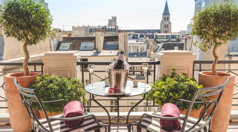 Deluxe Double Room with Balcony at L'Hotel