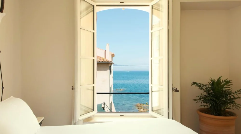 Deluxe Room with Sea View at La Ponche