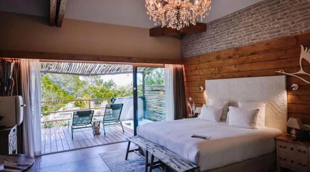 Prestige King Room with Hot Tub at Le Hameau Des Pesquiers Ecolodge & Spa