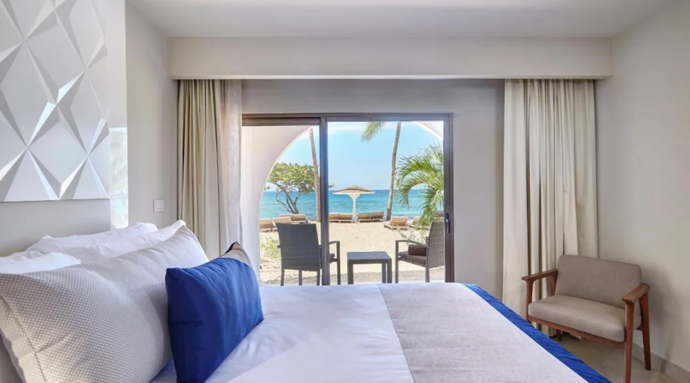 Luxury Presidential Ocean Front One Bedroom Suite  Diamond Club at Royalton Grenada Autograph Collection