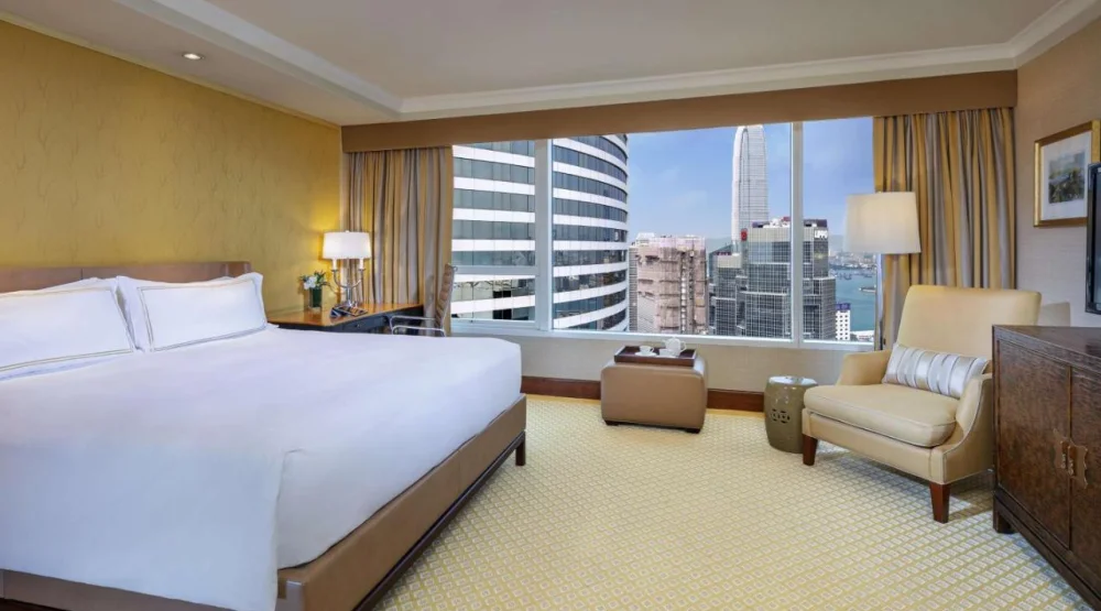 Deluxe King Room at Conrad Hong Kong