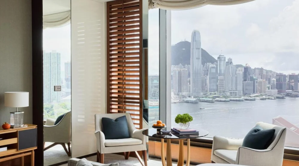 Club Premier Harbor View Room Twin at Rosewood Hong Kong