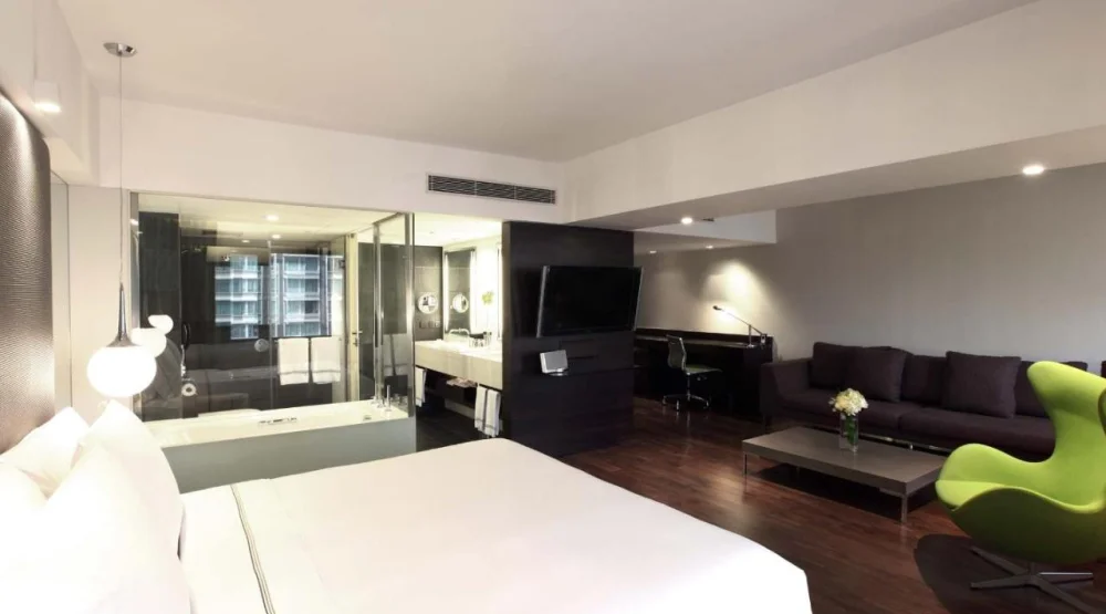 Mira Suite 70 at The Mira Hong Kong