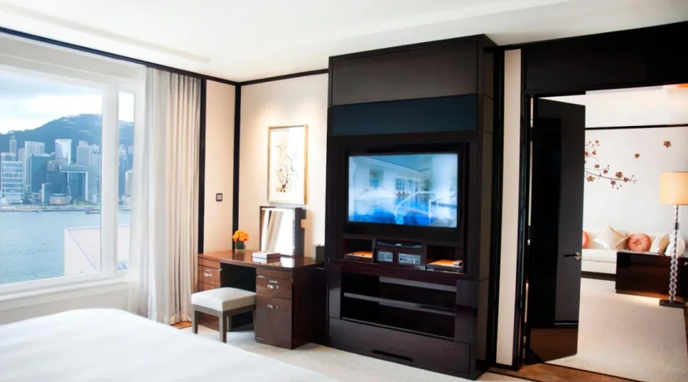 Superior Harbor View Suite at The Peninsula Hong Kong