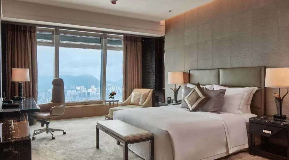 Deluxe Seaview King Room at The Ritz-Carlton Hong Kong