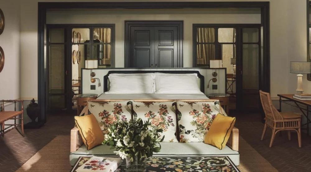 Greenhouse Junior Suite at Belmond Villa San Michele