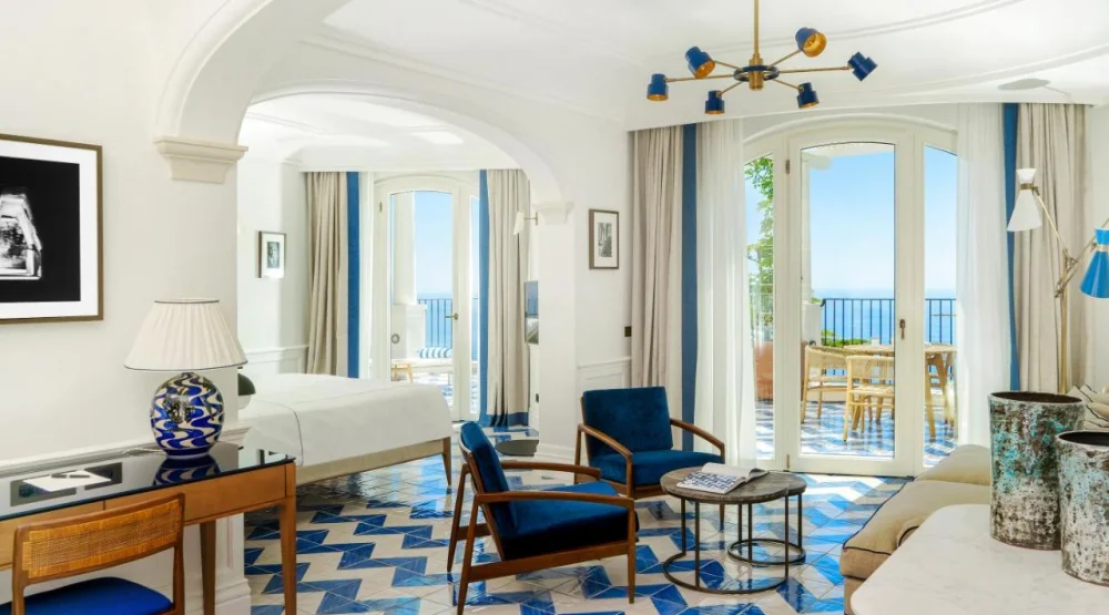 Deluxe Suite with Sea View at Borgo Santandrea